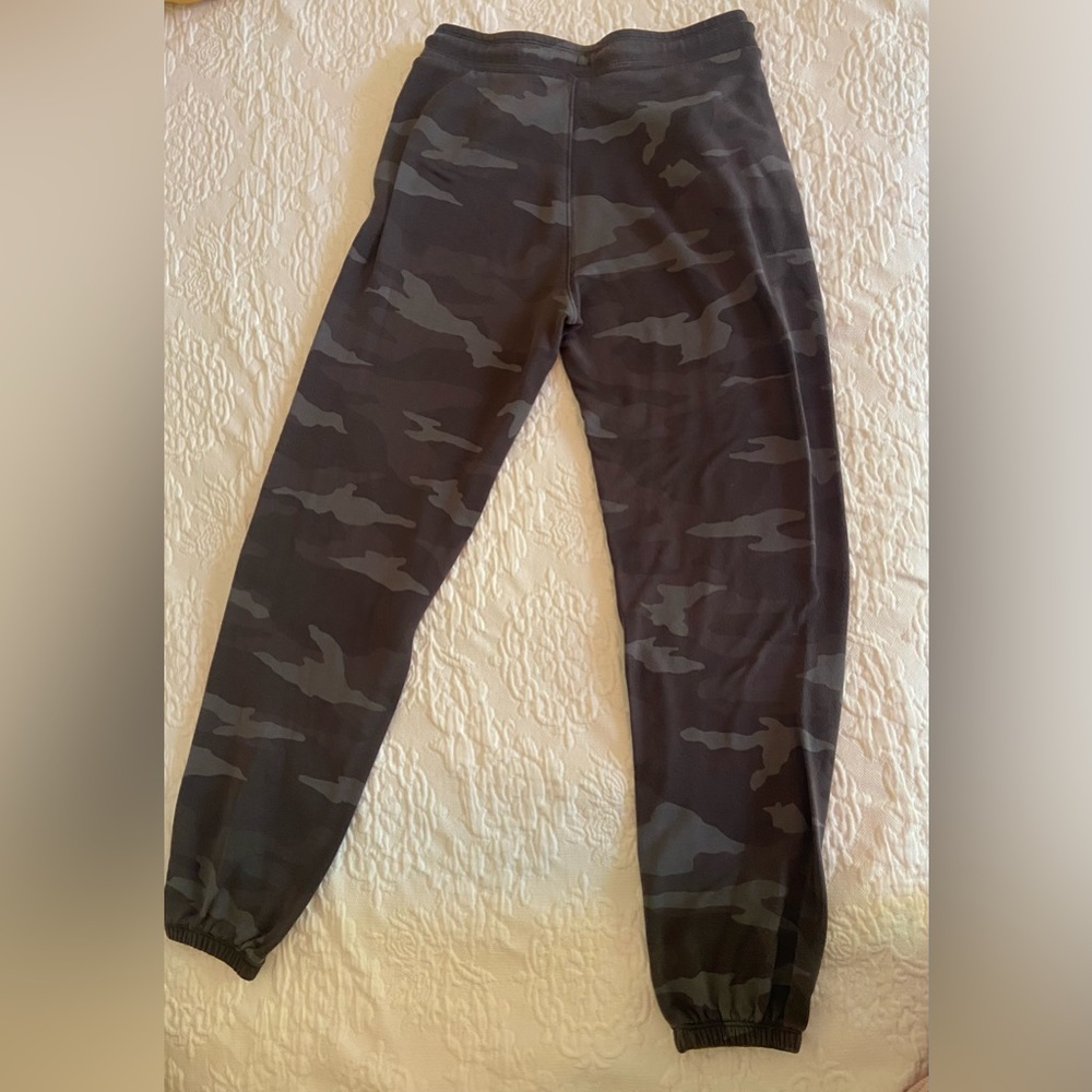 Athleta Girl Black/Grey Camo Joggers